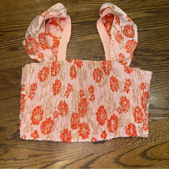 NWT Womens M/6 - Charm the crowd Blush pink metallic floral Jacquard smocked top - Picture 4 of 12